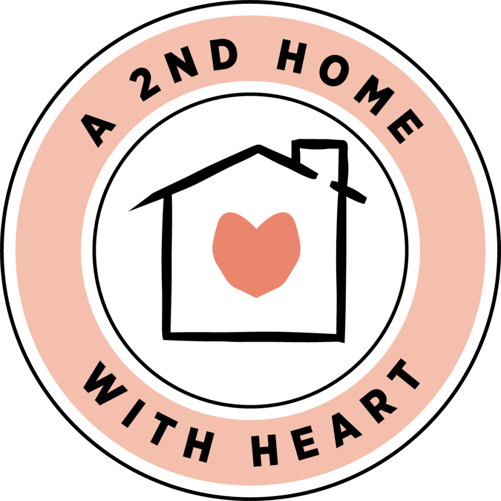 casa sticker reading a 2nd home with heart to represent our franchise opportunity